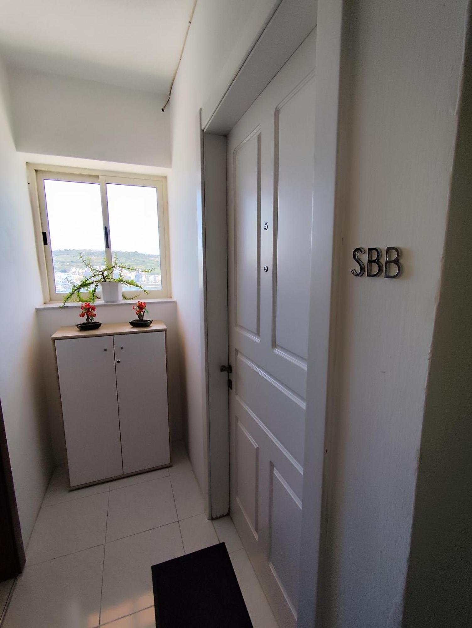 Sea Breeze Bliss - Self Check-In Apartment St. Paul's Bay Exterior foto